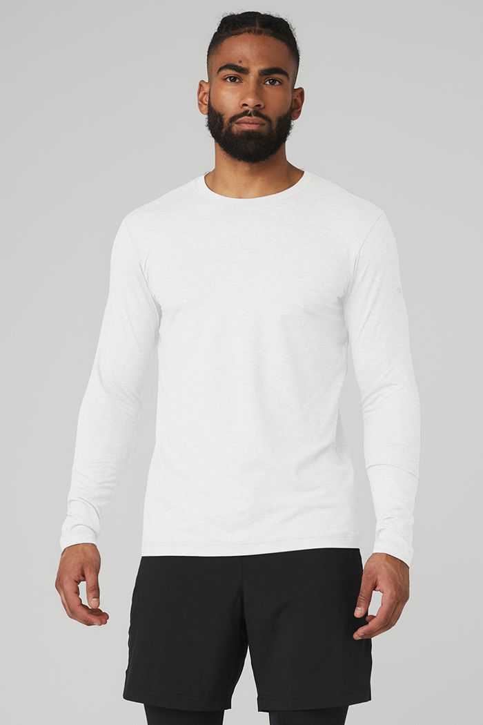 Long Sleeve Alo Yoga Conquer Reform Crewneck Hombre Blancos | 745698QBY