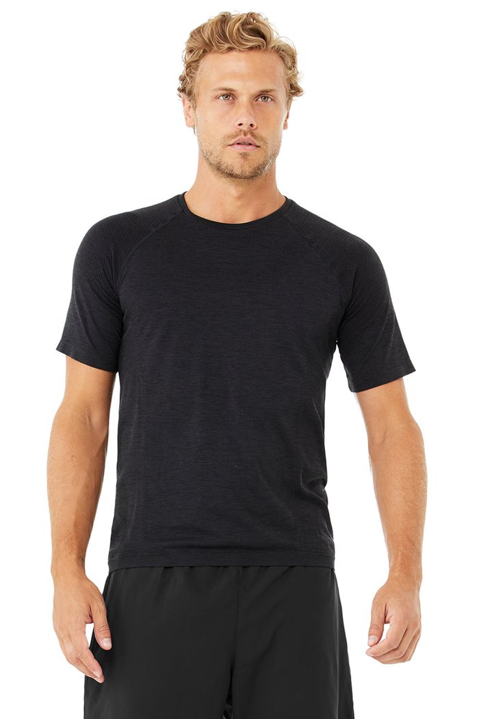 Short Sleeve Alo Yoga Amplify Seamless Tee Hombre Negros | 561023MAH