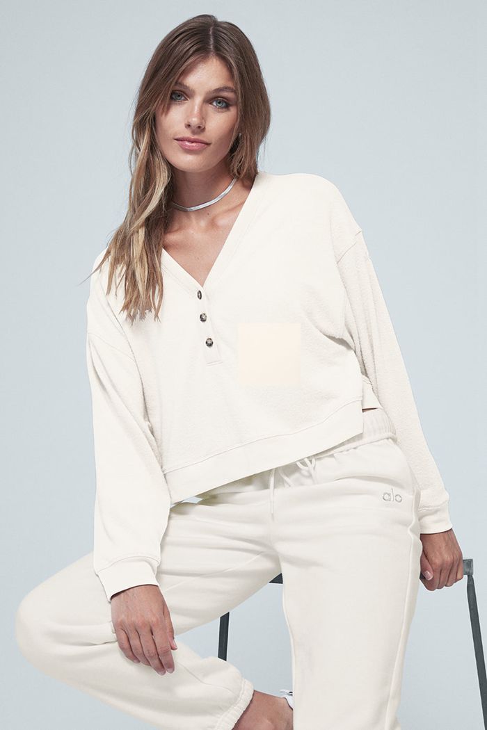 Long Sleeve Alo Yoga Alolux Soho Cropped Henley Mujer Blancos | 504193MDN