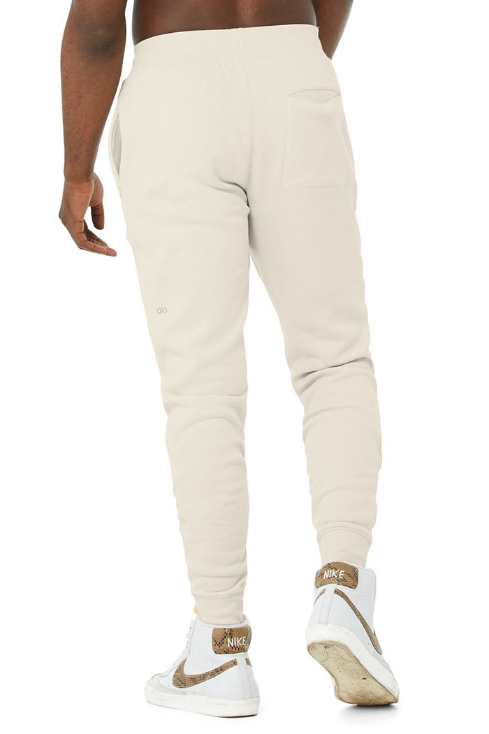 Pantalones Alo Yoga Baseline Sweat Hombre Beige | 419203DKU