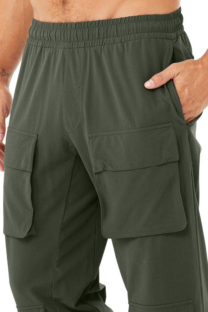 Pantalones Alo Yoga Cargo Venture Hombre Verdes Oscuro | 250814TVZ