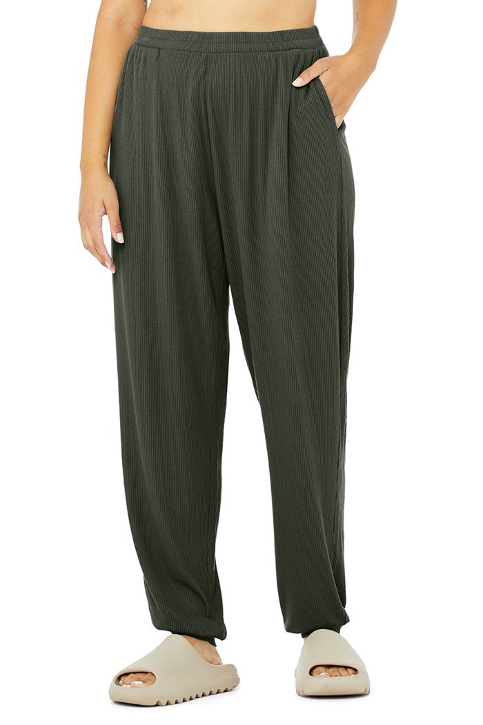 Pantalones Alo Yoga High-Cintura Ribbed Whisper Mujer Verdes Oscuro | 750941RMS