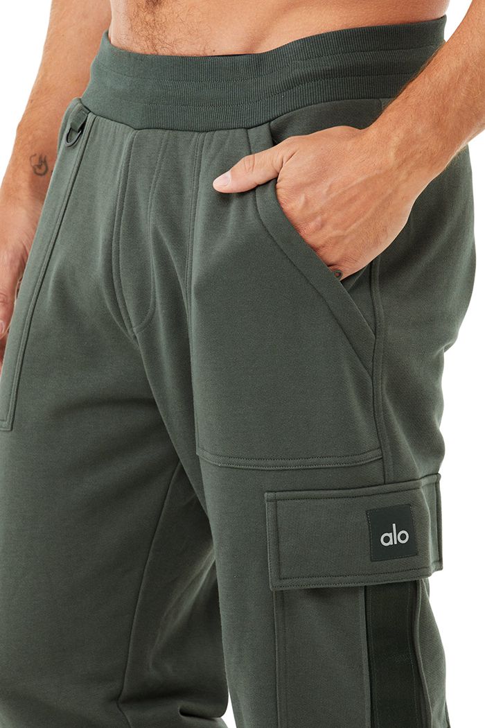 Pantalones Alo Yoga Highline Cargo Sweat Hombre Verdes Oscuro | 481095VXG