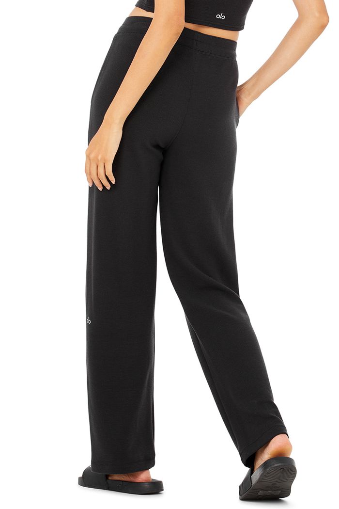 Pantalones Alo Yoga Micro Waffle High-Cintura Pleasant Anchos Leg Mujer Negros | 631089CMA