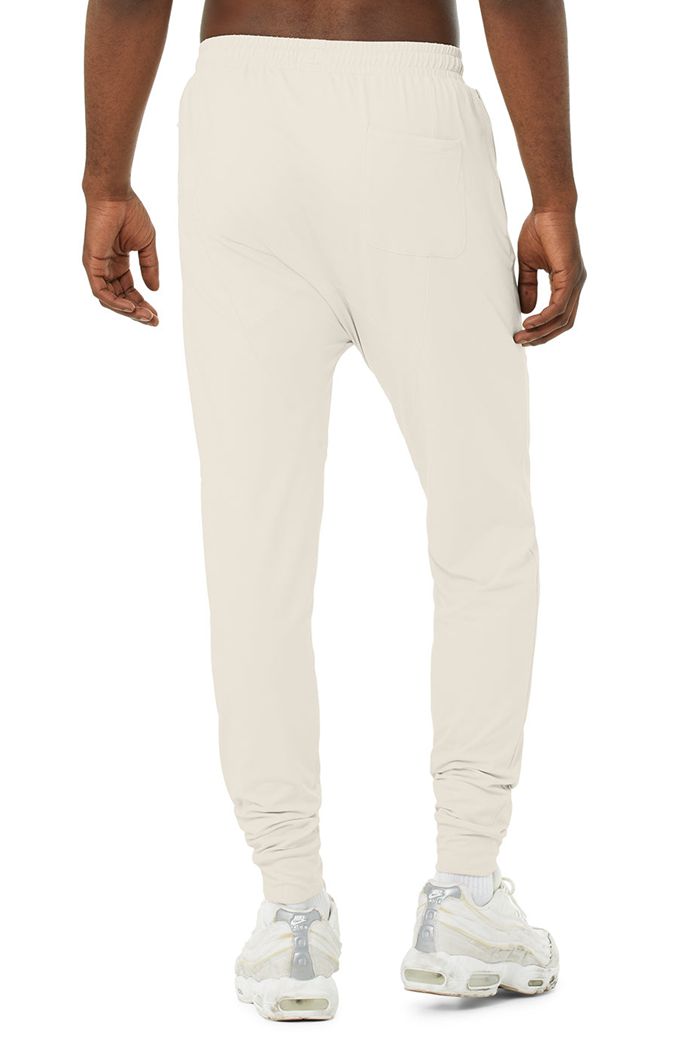 Pantalones Alo Yoga Revitalize Hombre Beige | 504178ZOW