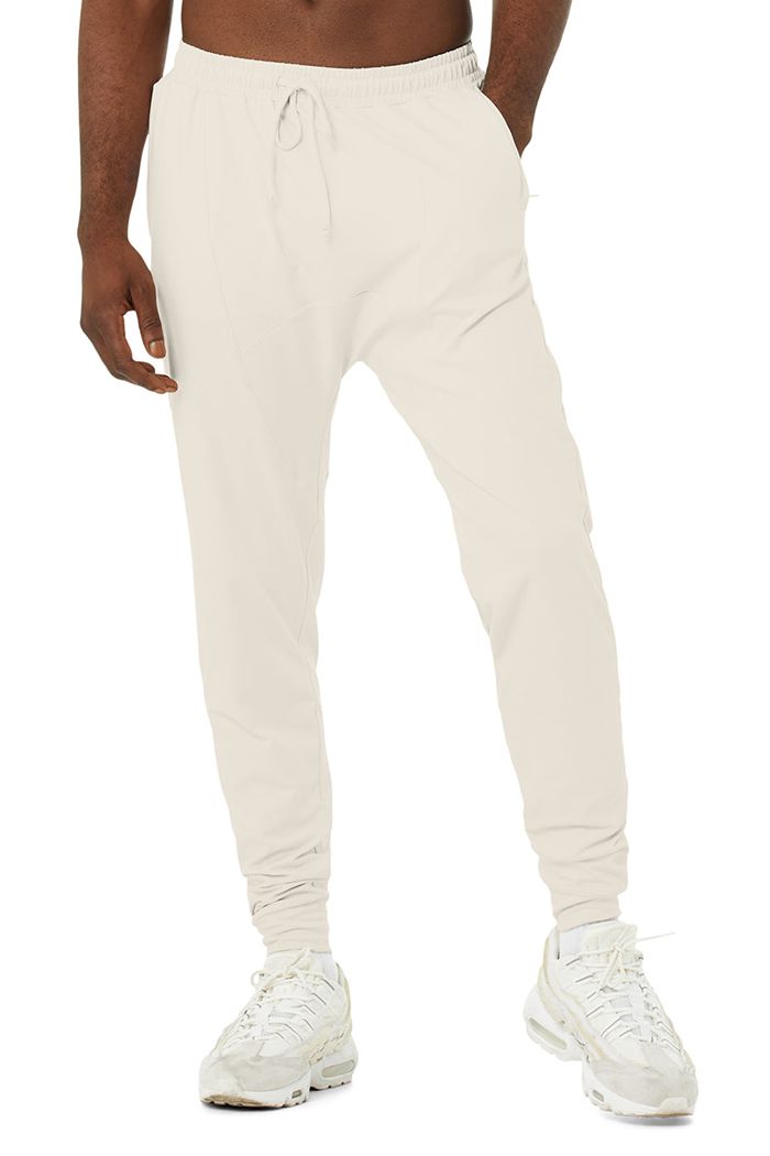 Pantalones Alo Yoga Revitalize Hombre Beige | 504178ZOW