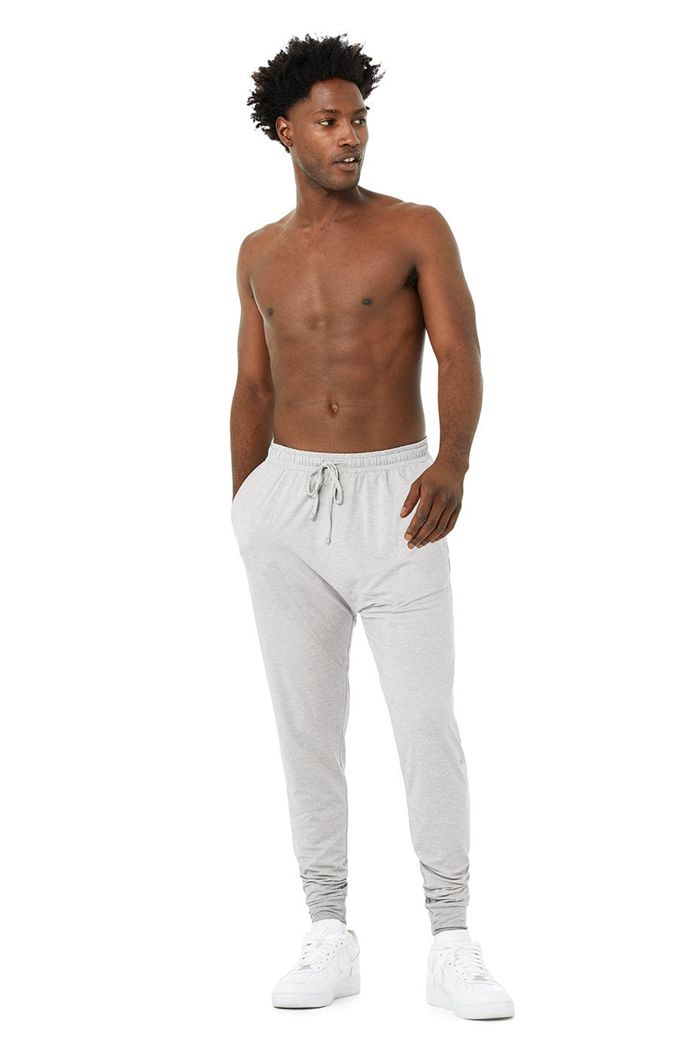 Pantalones Alo Yoga Revitalize Hombre Grises | 516743JAQ