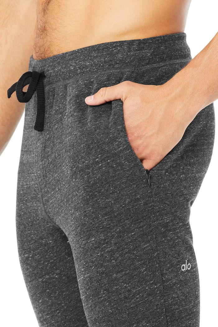 Pantalones Alo Yoga The Triumph Sweat Hombre Grises Negros | 285163YHC