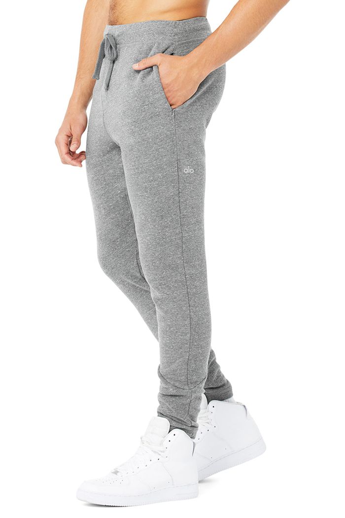 Pantalones Alo Yoga The Triumph Sweat Hombre Grises | 580129QHW